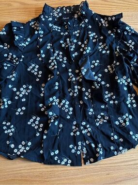 Aakaa Women’s Long Sleeve Blouse L Floral Print Ruffles Button Down Black